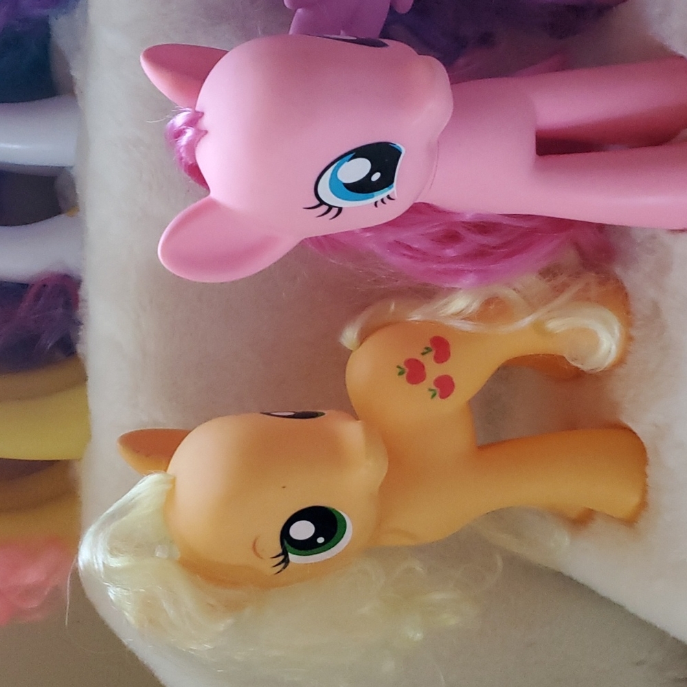 Bundle of 6 My Little Pony Plastic 8.5" - Picture 4 of 14